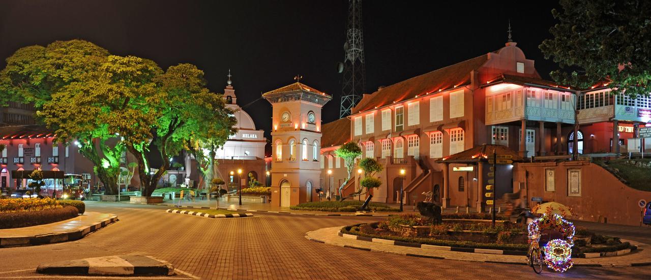 Ibis Melaka Hotel Buitenkant foto